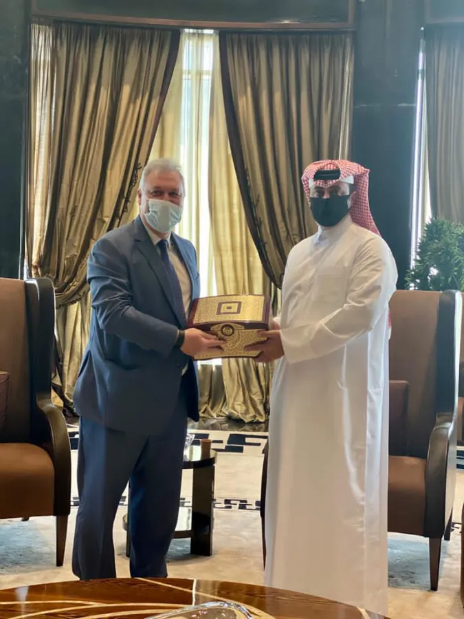 Tunisia’s Minister of Economy, Finance and Investment Support visits Qatari Diar’s Headquarters